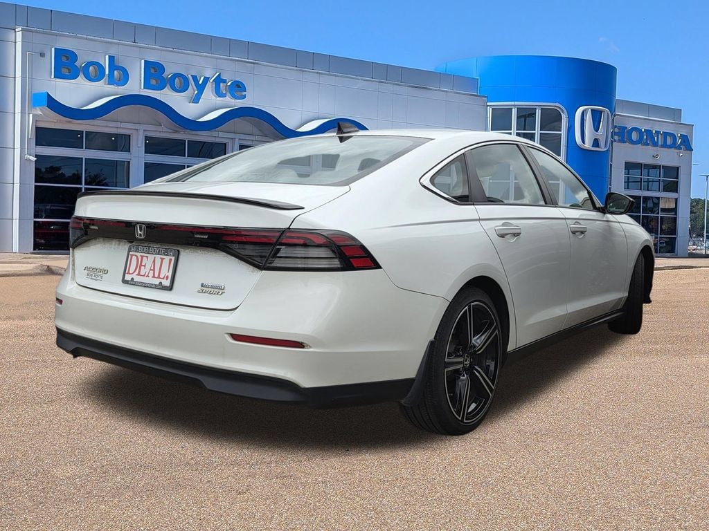 Certified 2024 Honda Accord Sport image 8