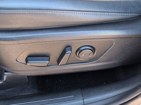 Used 2021 Kia Sorento S w/ Panoramic Sunroof Package image 21