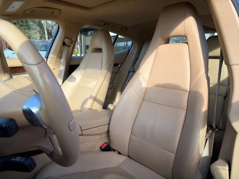 Used 2011 Porsche Panamera 4 image 11