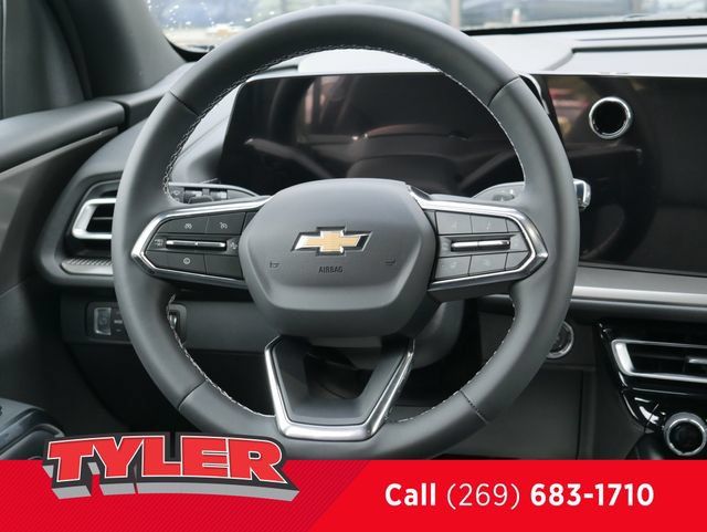New 2026 Chevrolet Traverse LT w/ Driver Confidence Package AWD/4WD image 46
