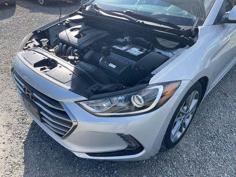 Used 2018 Hyundai Elantra Limited FWD image 23