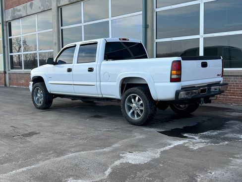 Used 2004 GMC Sierra 2500 SLE w/ Heavy-Duty Power Package image 5
