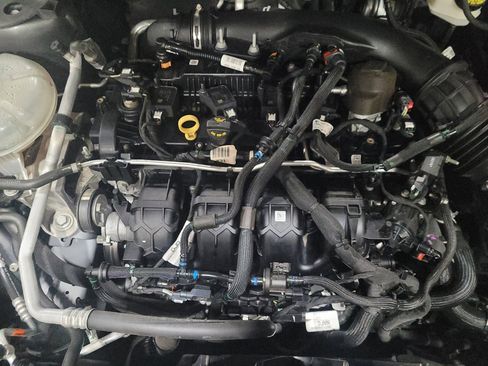 Used 2021 Lincoln Corsair w/ Equipment Group 101A image 30