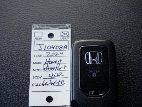 Used 2024 Honda Passport Black Edition image 38