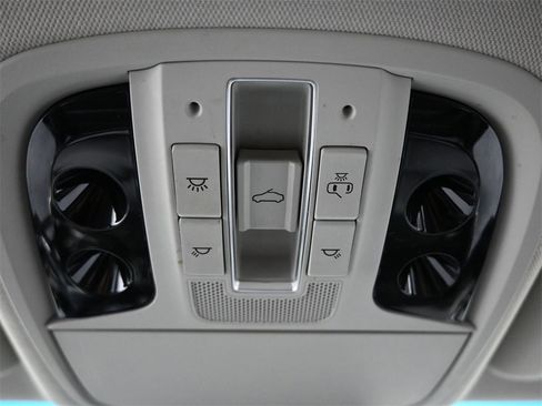 Used 2020 Kia Cadenza Technology image 33