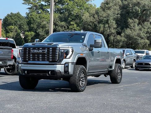 Used 2024 GMC Sierra 2500 Denali Ultimate w/ Max Trailering Package AWD/4WD image 13