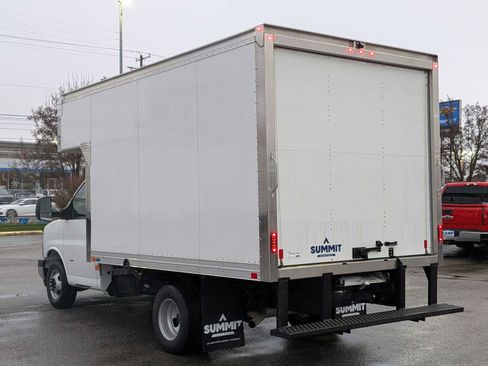 New 2024 Chevrolet Express 3500 w/ Power Convenience Package image 4