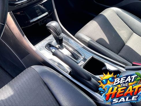Used 2017 Honda Accord Sport image 16