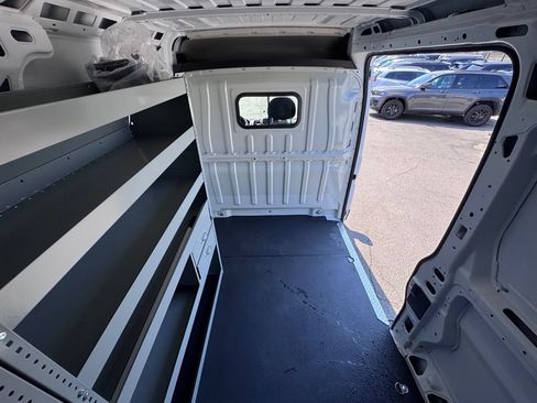 Used 2025 RAM ProMaster 3500 FWD image 11