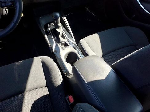 Used 2020 Toyota Corolla SE image 19