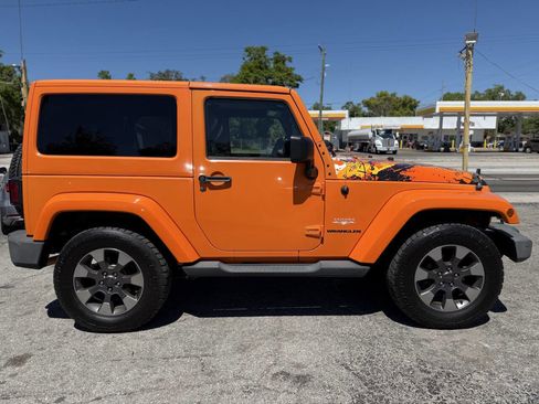 Used 2012 Jeep Wrangler Sahara w/ Connectivity Group image 8