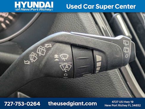 Used 2015 Ford Escape Titanium w/ Equipment Group 301A FWD image 34