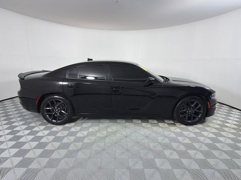 Used 2023 Dodge Charger SXT w/ Blacktop Package RWD image 4