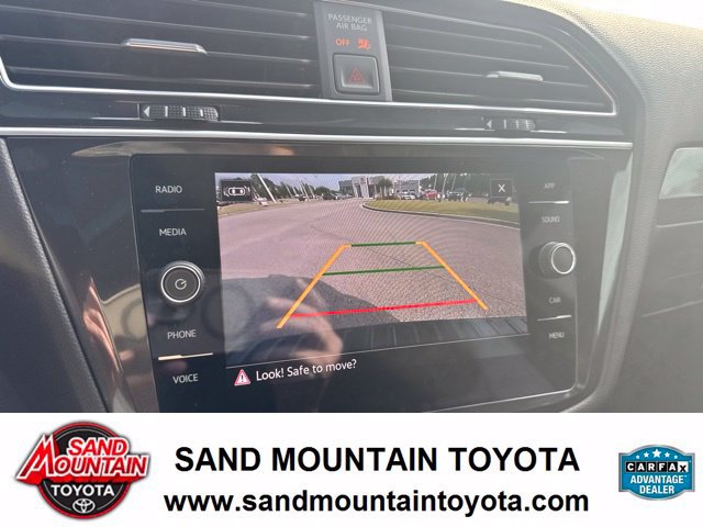 Used 2024 Volkswagen Tiguan SE R-Line FWD image 22