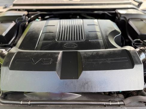 Used 2011 Land Rover Range Rover Sport Supercharged AWD/4WD image 40