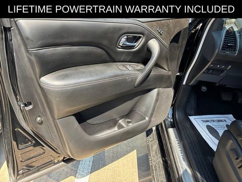 Used 2022 INFINITI QX80 Luxe w/ All-Season Package RWD image 7
