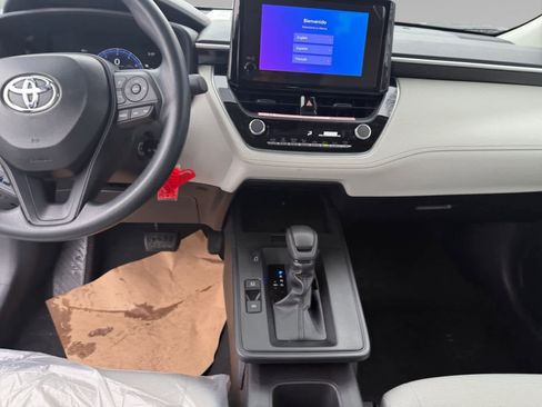 New 2026 Toyota Corolla Cross L image 11
