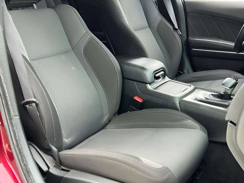 Used 2017 Dodge Charger R/T RWD image 10