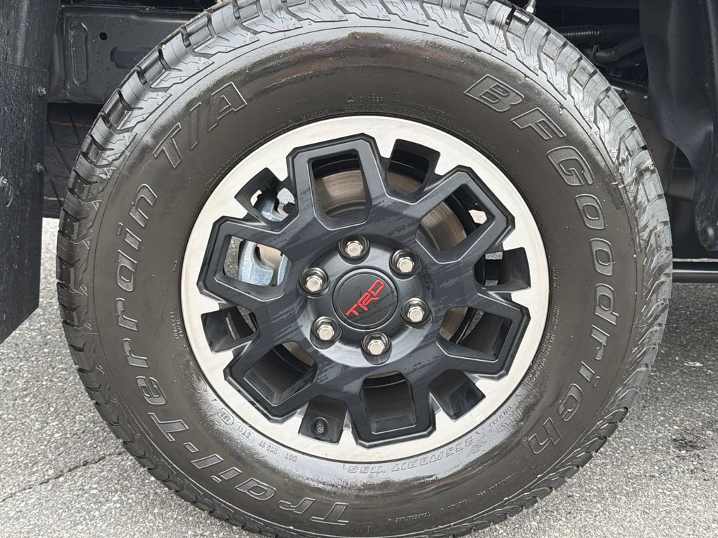 Used 2024 Toyota Tacoma TRD Off-Road AWD/4WD image 12