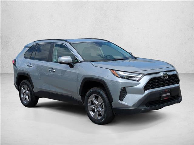 Used 2025 Toyota RAV4 XLE FWD image 3