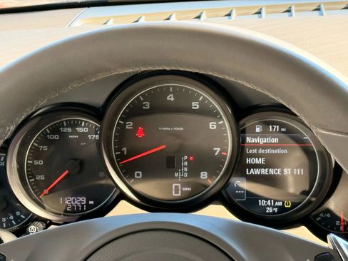 Used 2014 Porsche Cayenne Platinum Edition image 35