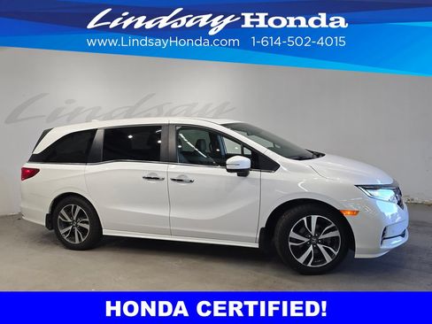 Certified 2023 Honda Odyssey Touring image 3