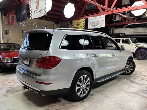 Used 2013 Mercedes-Benz GL 450 4MATIC image 2