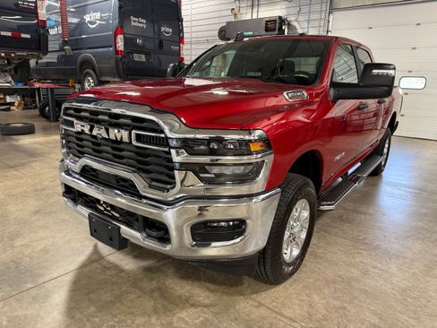 Used 2026 RAM 2500 Big Horn AWD/4WD image 34