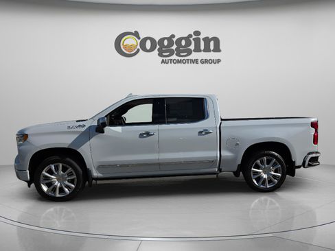 New 2026 Chevrolet Silverado 1500 High Country AWD/4WD image 2