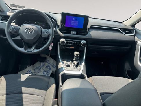 Used 2025 Toyota RAV4 LE AWD/4WD image 10