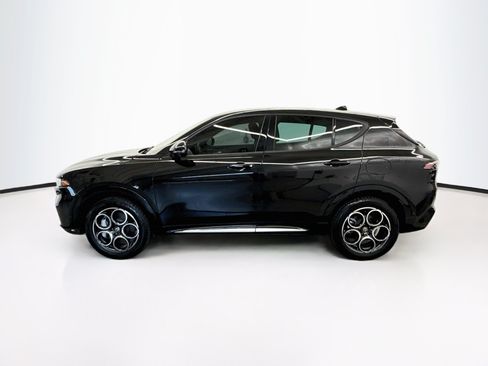 Used 2024 Alfa Romeo Tonale Ti w/ Active Assist Package AWD/4WD image 4