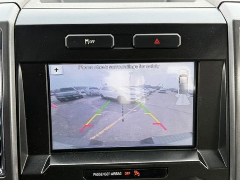 Used 2016 Ford F150 XLT w/ Equipment Group 302A Luxury image 12