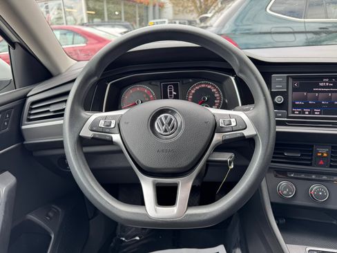 Used 2019 Volkswagen Jetta S FWD image 14