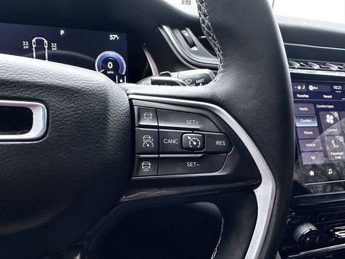 Used 2021 Jeep Grand Cherokee L Laredo image 21