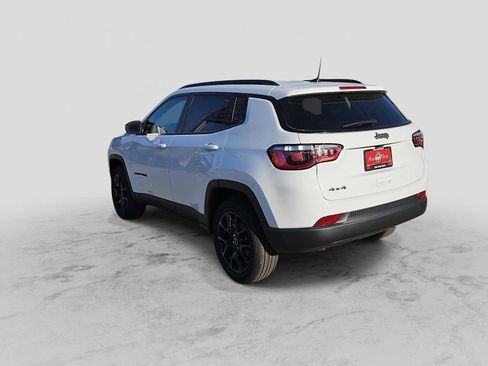 New 2026 Jeep Compass Latitude image 6
