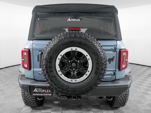 Used 2023 Ford Bronco Badlands w/ Sasquatch Package image 6