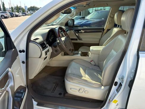 Used 2014 Lexus GX 460 w/ Premium Package AWD/4WD image 2