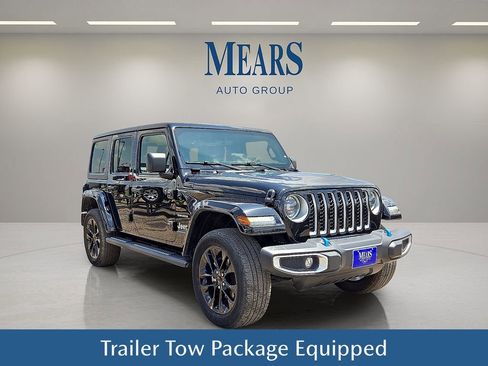 Used 2023 Jeep Wrangler Unlimited Sahara image 8