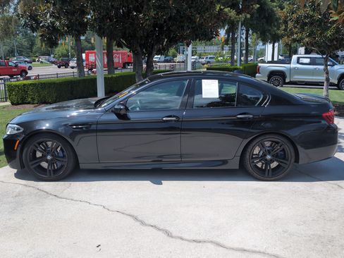 Used 2016 BMW M5 RWD image 7