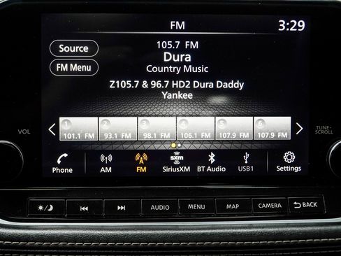 Used 2023 Nissan Rogue SL w/ SL Premium Package image 19