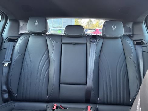 Used 2023 Maserati Grecale Modena AWD/4WD image 32