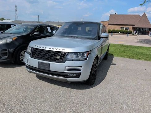 Used 2017 Land Rover Range Rover HSE AWD/4WD image 2