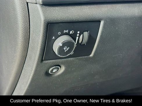 Used 2019 Jeep Grand Cherokee Laredo image 10