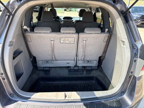 Used 2016 Honda Odyssey EX image 10