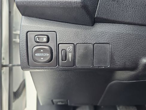 Used 2014 Toyota Corolla S image 20