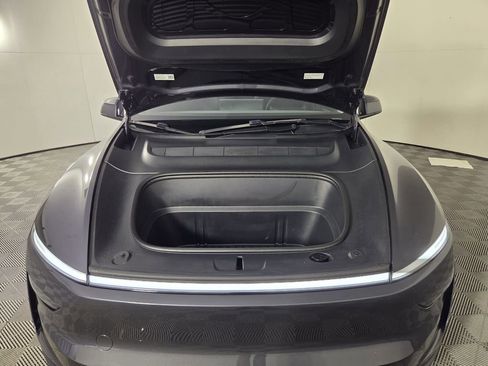 Used 2026 Tesla Model Y AWD image 32