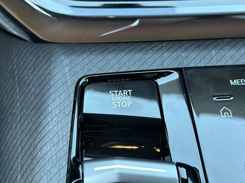 New 2026 BMW X3 xDrive30 w/ Premium Package image 9