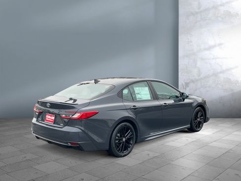 New 2026 Toyota Camry SE w/ Multimedia Upgrade Package image 6