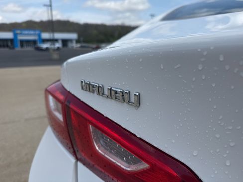 Used 2023 Chevrolet Malibu LT FWD image 9