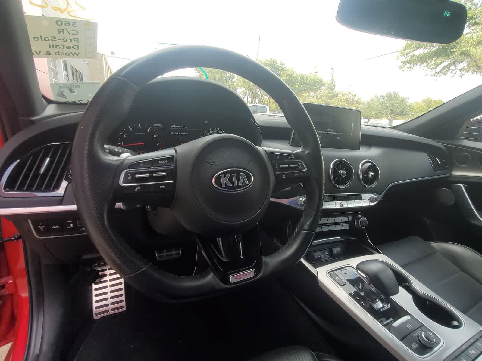 Used 2018 Kia Stinger GT2 AWD/4WD image 13